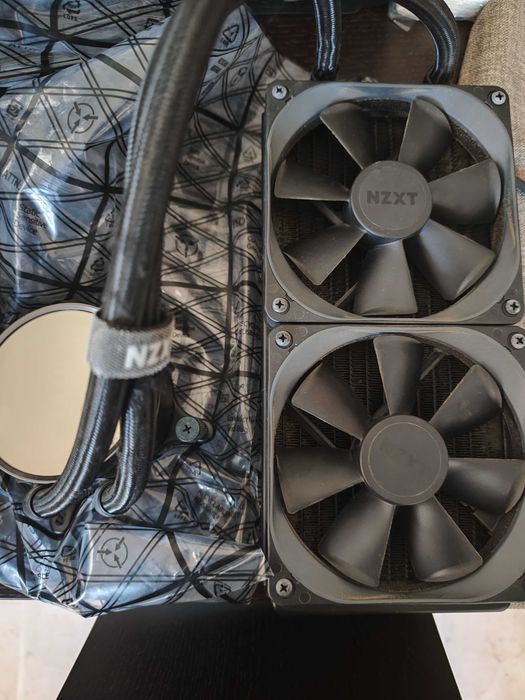 Bundle Intel MB + I5-9400F + 16GB + 1660 Super + watercooler