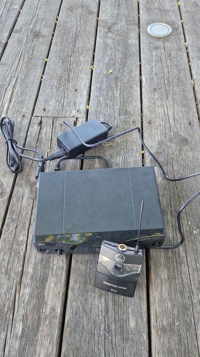 Радиомикрофон akg perception wireless  45