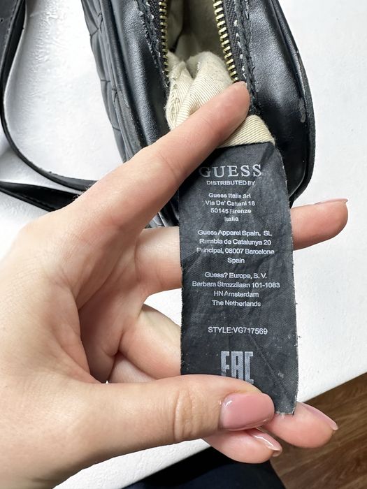Сумка Guess