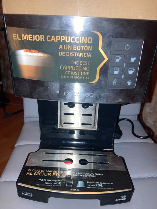 Ekspres kolbowy cecotec power instant ccino 20