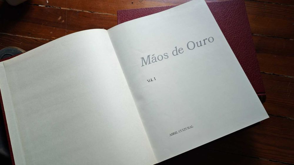 Livros “Mãos de Ouro” – Vol. I e II – Artes Manuais Vintage