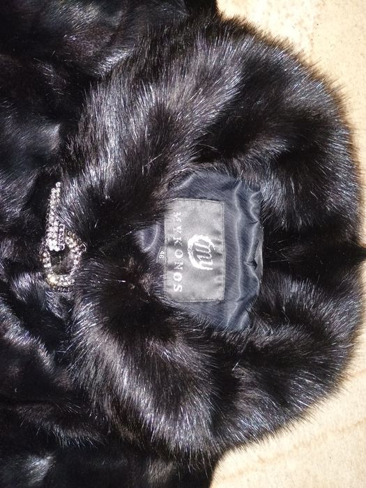 Шуба норкова натуральна чорна 46 розмір фабрична бренду Mykonos L-XL