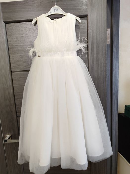 Плаття біле причастя