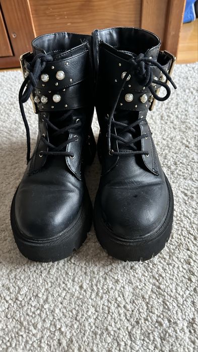 Botas pretad bershka