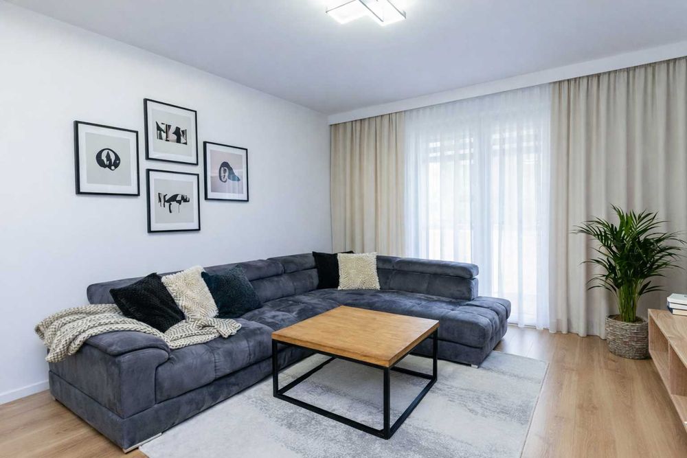 3 pokoje| wysoki standard | Projektant | garaż | 2 balkony