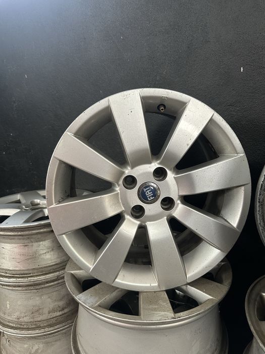Vendo jantes fiat R16