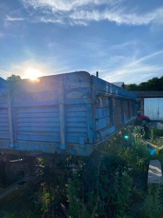 Продаю прицеп, синього кольору