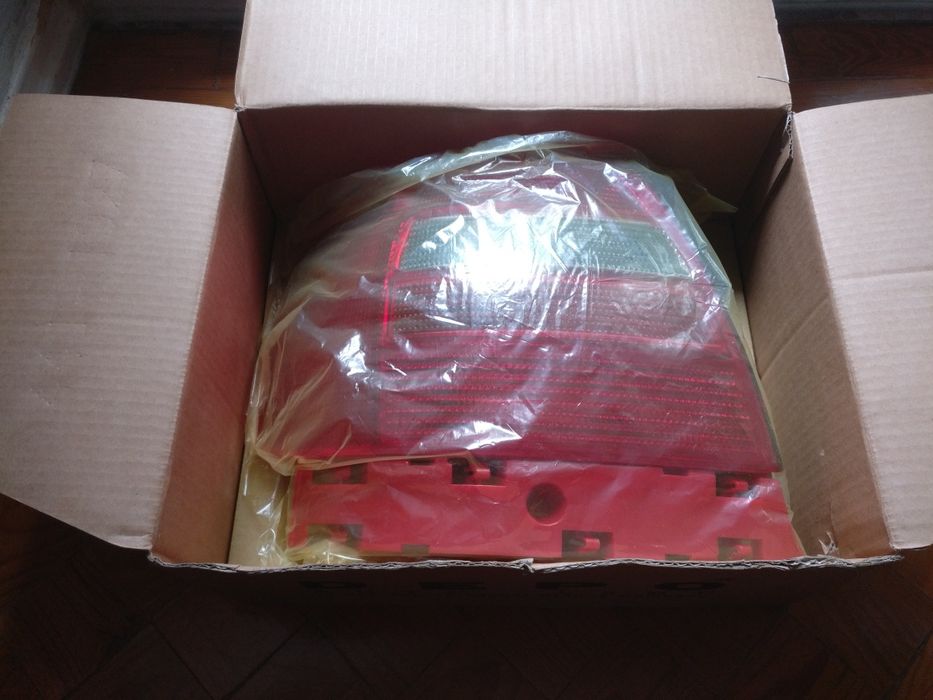 Farol / Farolim Traseiro Esquerdo Audi A4 B5