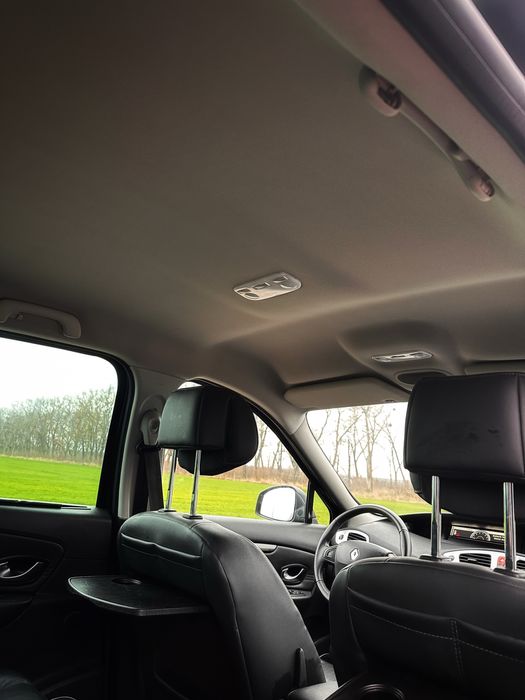 Renault Grand Scenic 2010