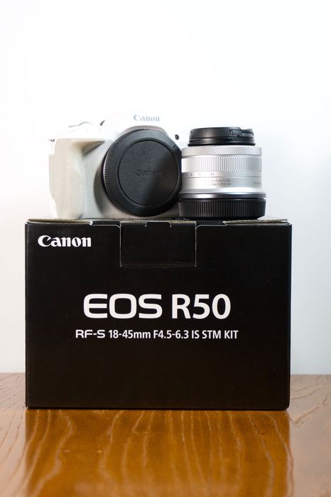 Canon R50 + Canon  50mm RF