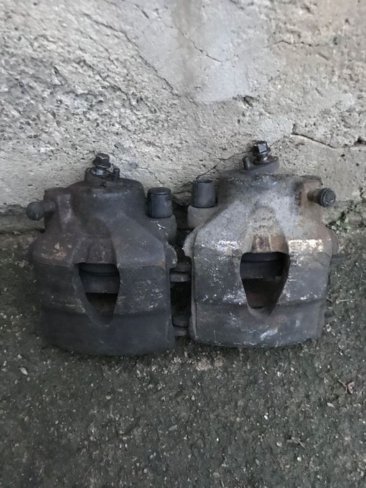 Гальмівний механізм -супорт,Volkswagen Caddy 2004-2015