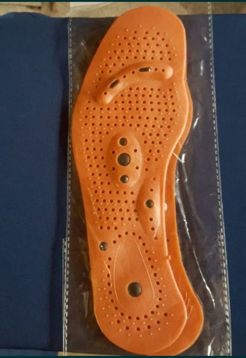 Wkładki magnetyczne z elementami akupunktury. Lecznicze