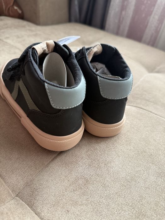 Next кросівки Hi-top на липучці