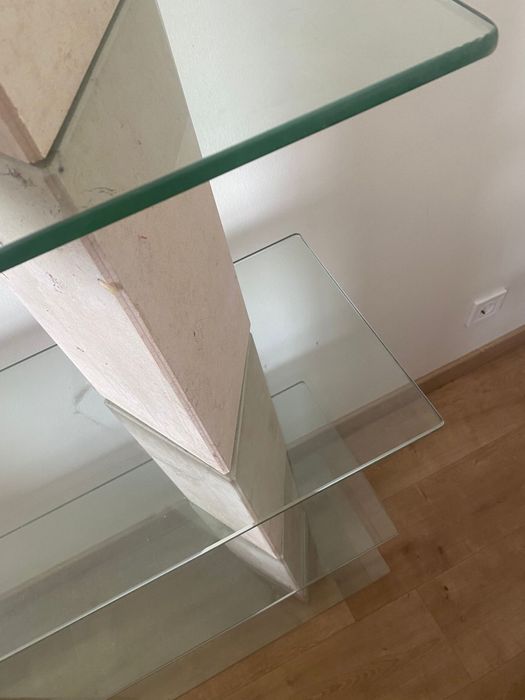 Móvel de vidro e Mármore