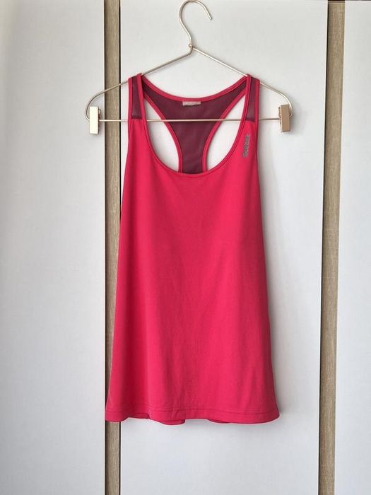 Жіноча спортивна майка reebok M розмір