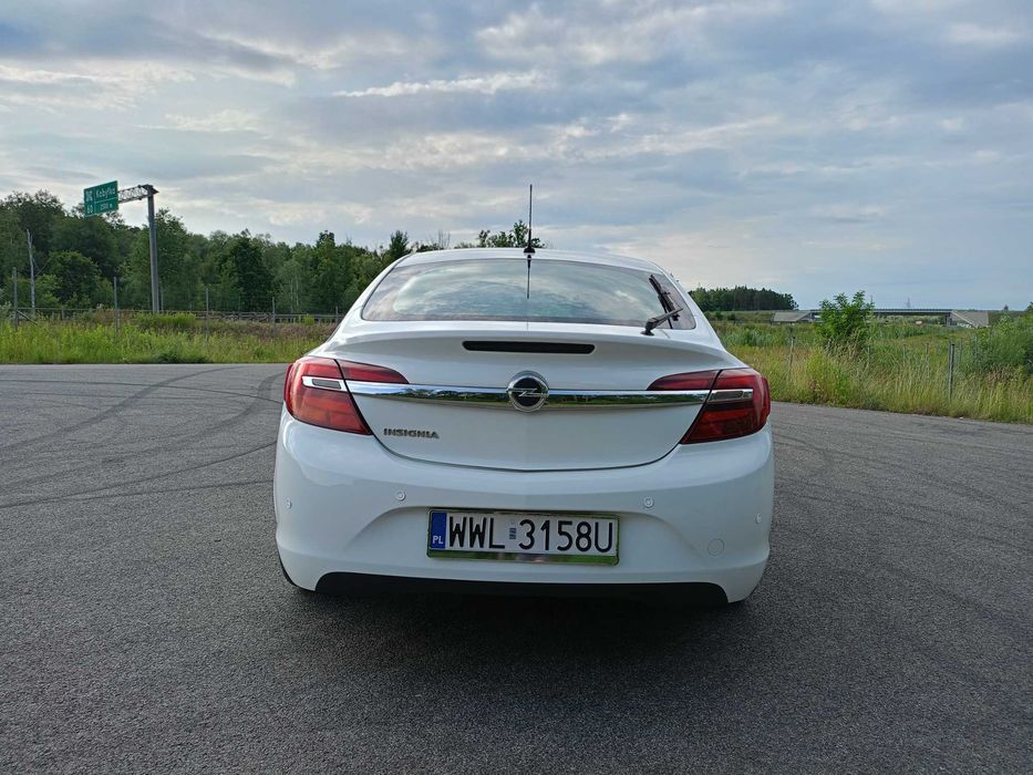 Opel Insignia 2014 z polskiego salonu