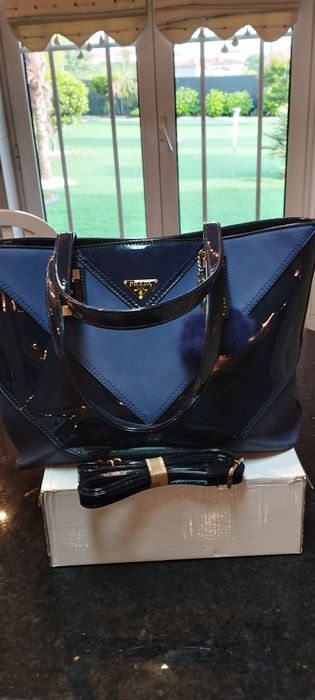 Bolsa com lindos detalhes