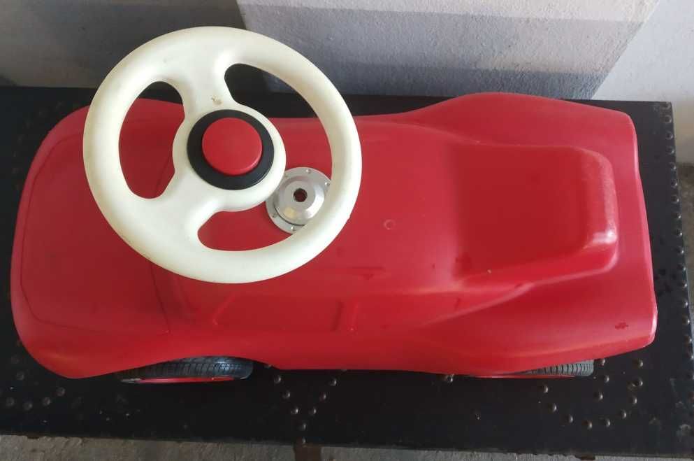 Faisca Mcqueen / Carro de passeio infantil – vermelho