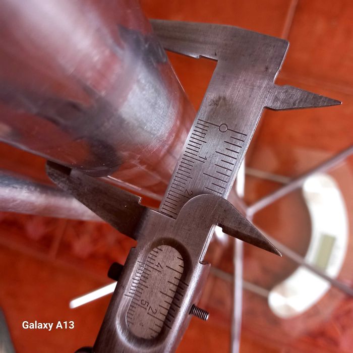 Ferro , ancora para a pedra