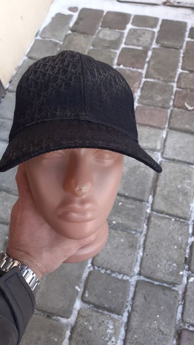 Черная бейсболка Dior.Oригинал с кью-ар кодом.