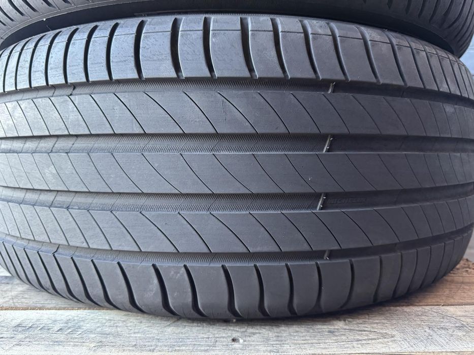 Літні шини Michelin 255/45 R18
