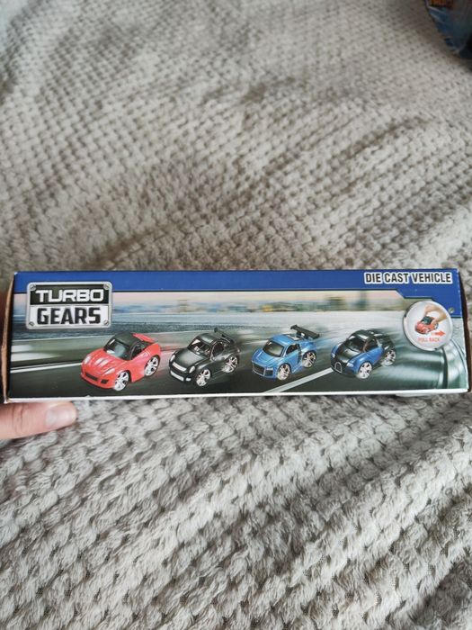 Zestaw samochodów Turbo gears 5szt nowe