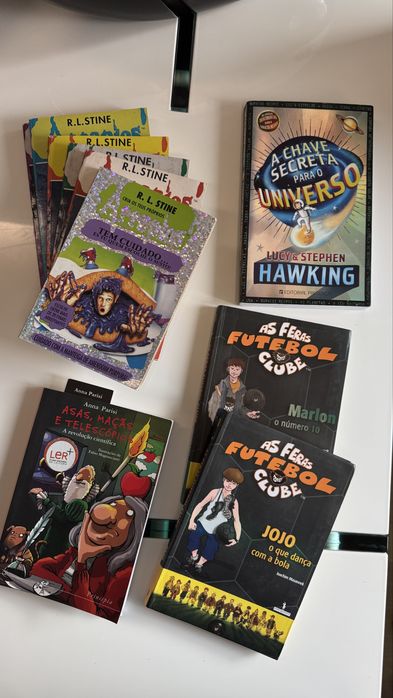 Books - Goosebumps by R. L. Stine and Others