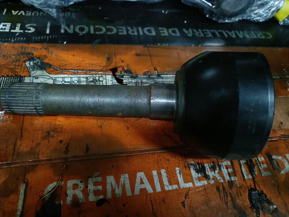 semi -eixos Nissan patrol GR y61+homocinética a parte