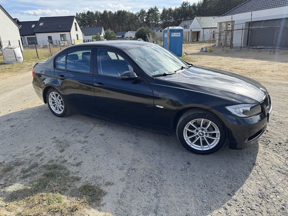 BMW 320i  2007 Rok