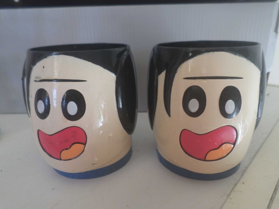 2 porta lapis / logotipo cola cao