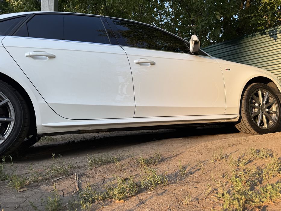 AUDI A4 2015 VIN WAUFFAFL7GN009837 фото оголошення 5 з 14