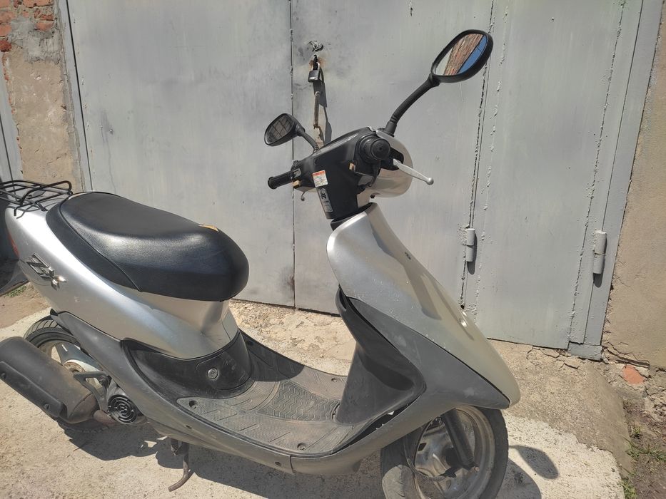 シルバーのHONDA製スクーター8599km honda zx 35 - купить мопеды, скутеры - Цена на OLX.ua