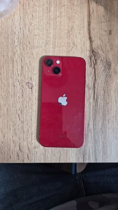 iPhone 13, czerwony 128GB, stan baterii 85%