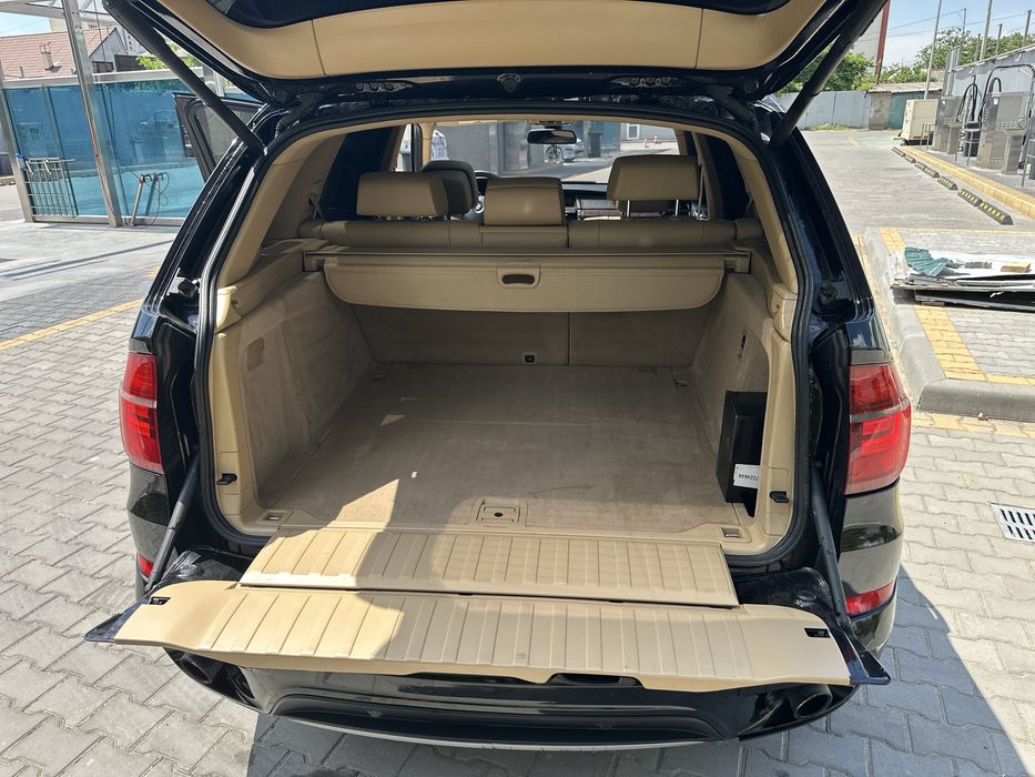 BMW X5 E70 2012p