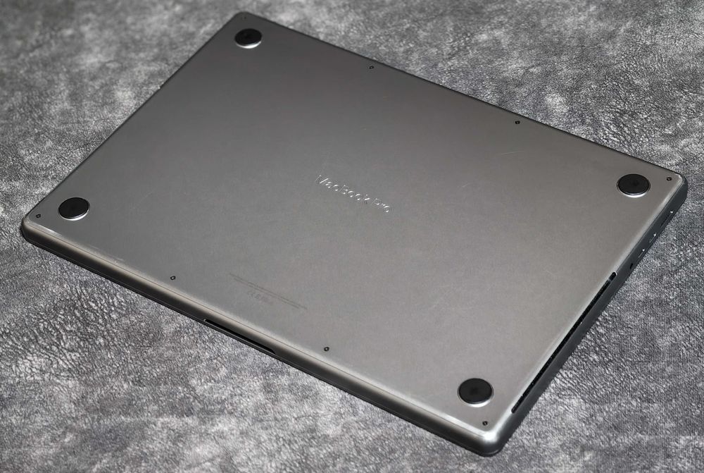 MacBook Pro 16" (A2485), Space Gray, 16/512