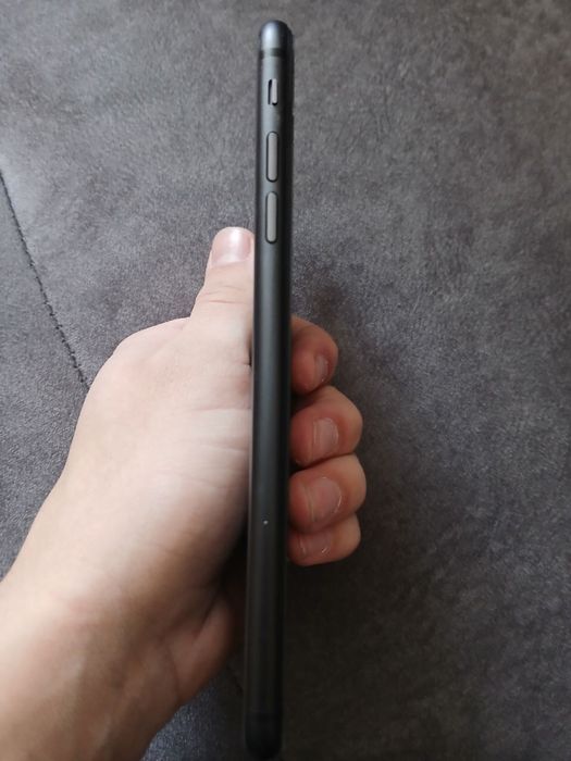Айфон 8+ на 64 гб