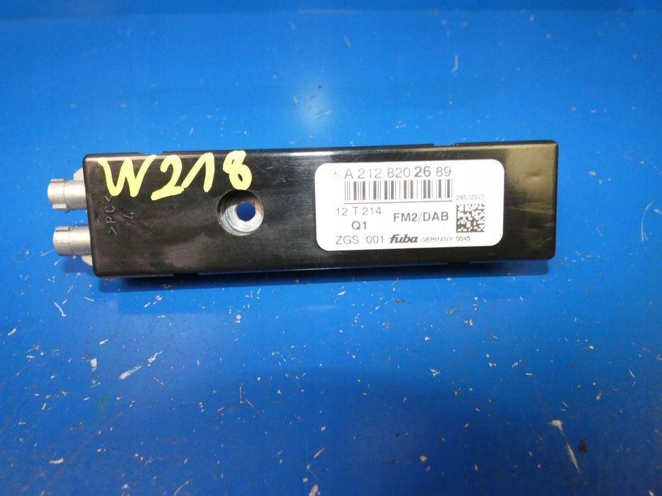 MERCEDES CLS W218 W212 WZMACNIACZ ANTENY