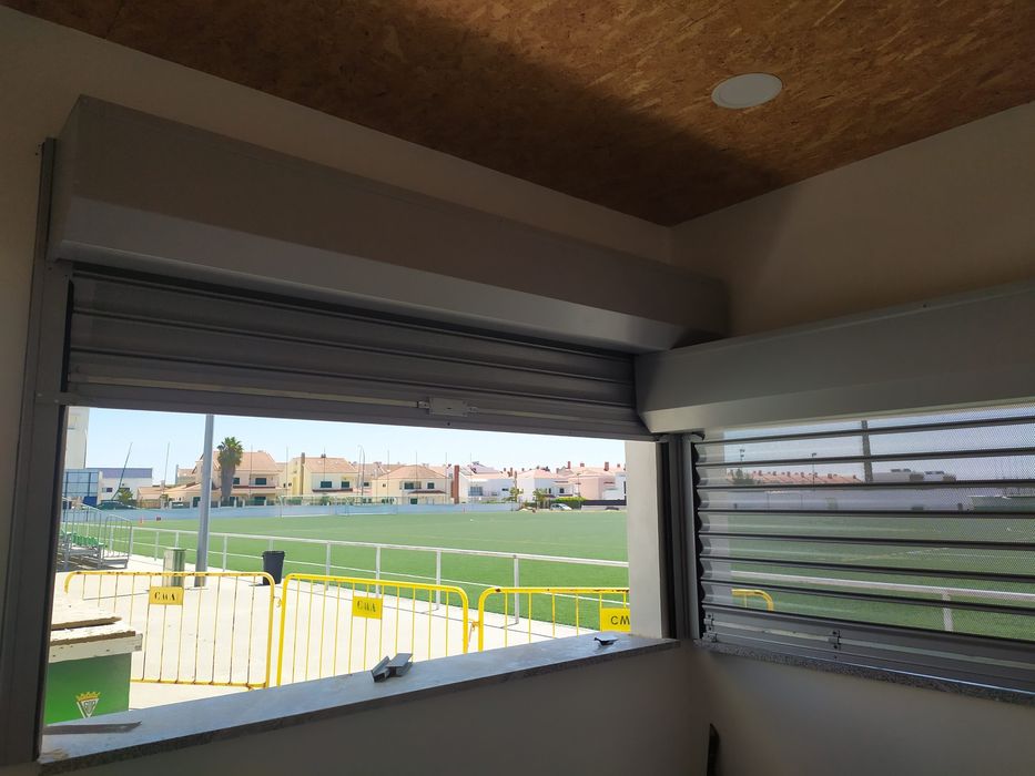 Portões de garagem / grades de segurança