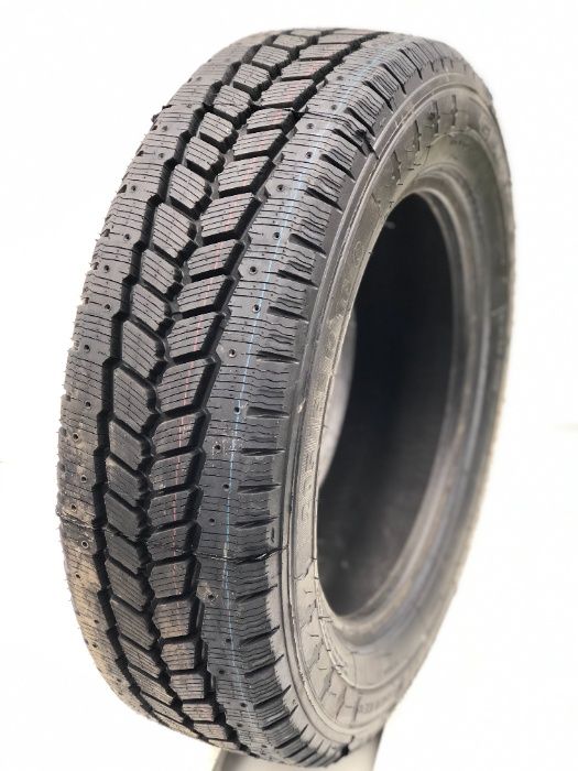 Шини зимові 225/70 R15C 112/110Q резина зимня M+S AGIS Glob-Gum Poland