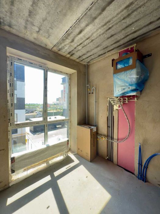 Готова 1К 33м2 у новому затишному ЖК "Рідний-3" поручь з метро Теремки