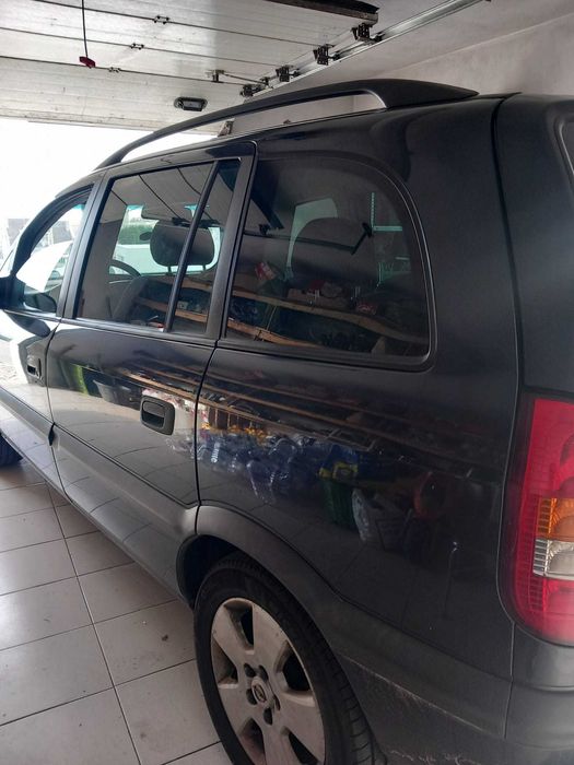 Opel Zafira 2004
