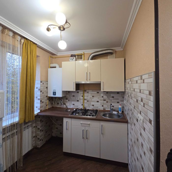 Продаж 2 к. квартири в центрі Сваляви