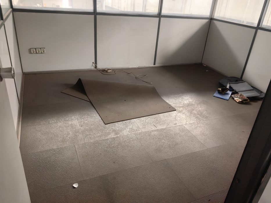 Aluminum frame  office