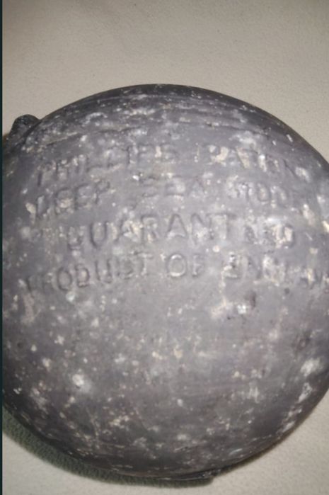 Bóia náutica antiga