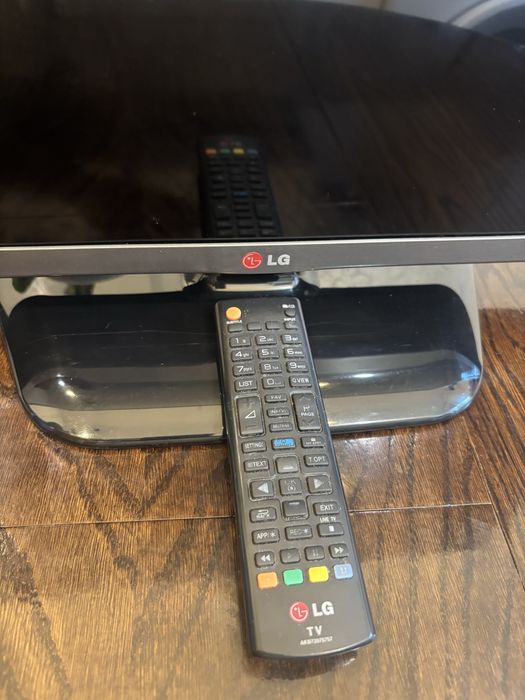Телевізор LG 28LB491U