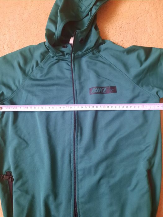 Спортивний костюм Nike на хлопчика розмір 158