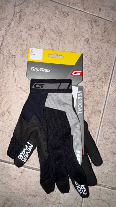 Vendo luvas GripGrab novas