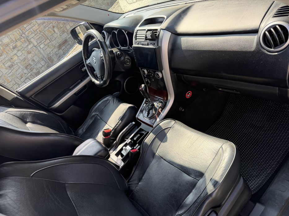 Cузуки гранд витара