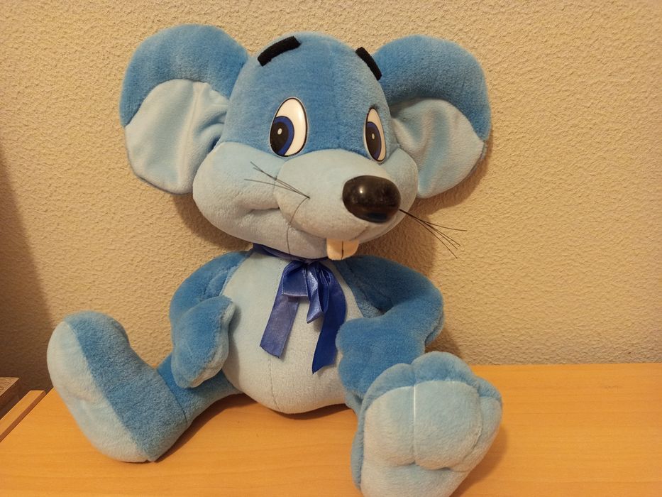 Peluche rato azul