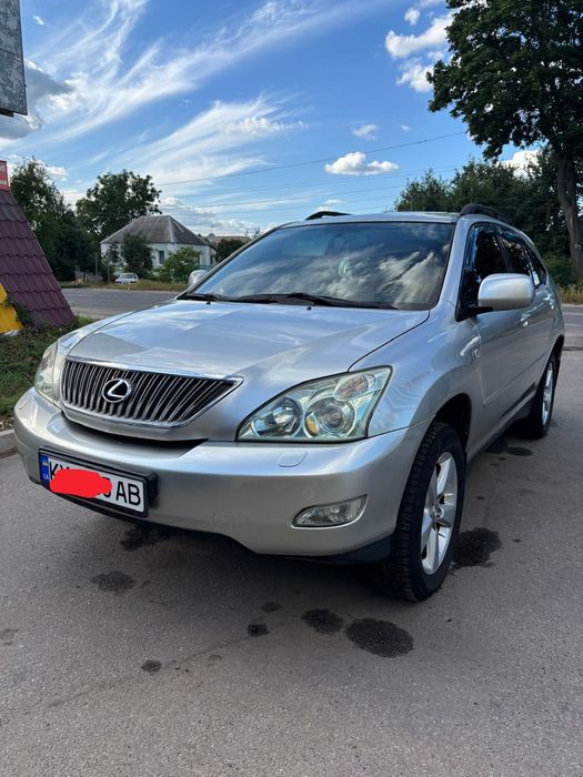 Продам сімейний LEXUS RX